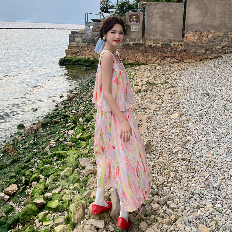 多巴胺彩色油画吊带背心女装夏季新款少女感A字半身裙子两件套装图片