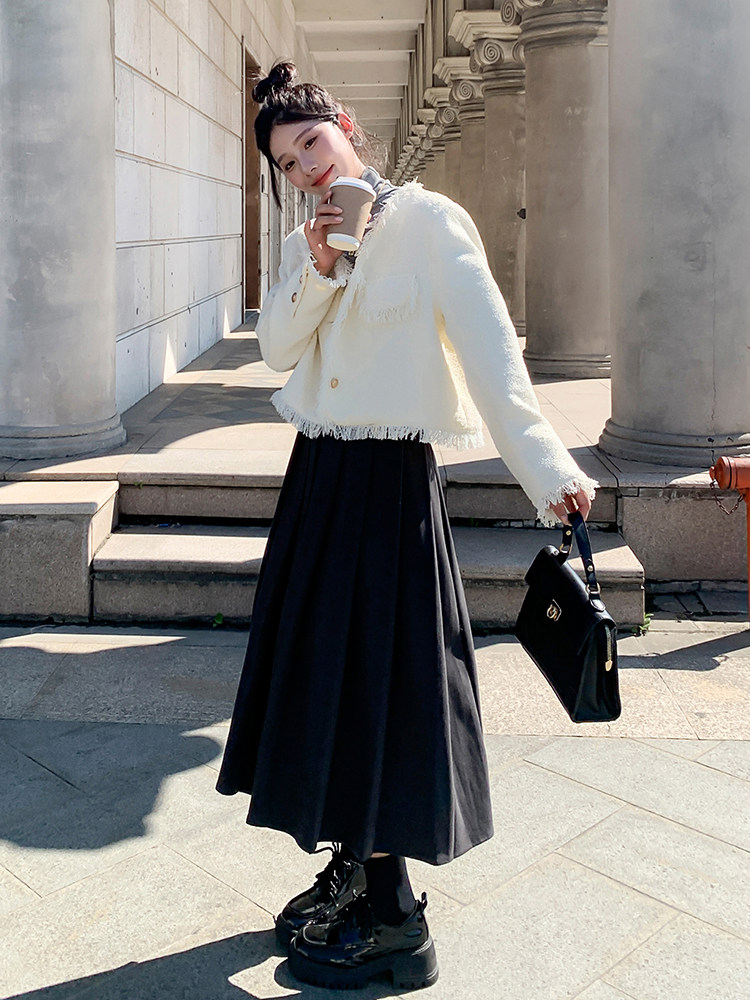 2025春秋季新款法式气质小香风外套女韩版显瘦名媛短款小个子上衣,女装短外套,2C187