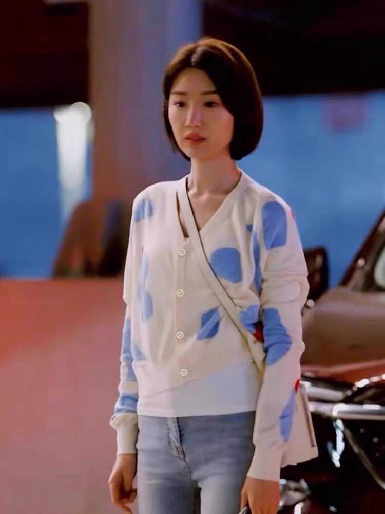 2026新款毛晓彤明星同款醋酸羊毛彩绘印花针织衫+圆领长袖套头衫