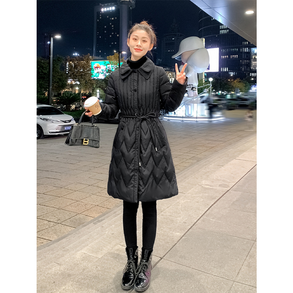 90白鸭绒显身材黑色羽绒服中长款