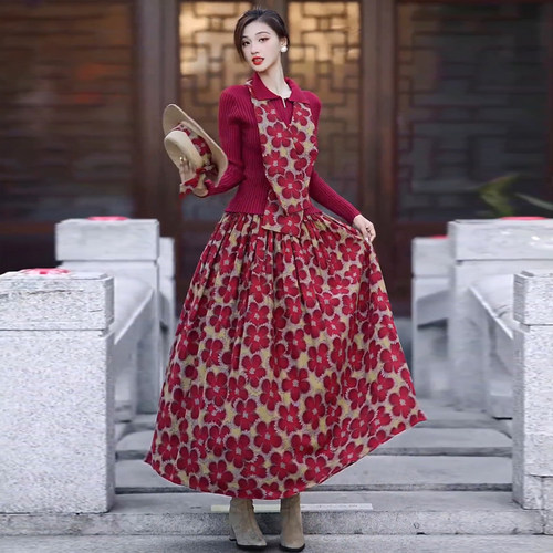 2025超火漂亮独特套装裙两件套