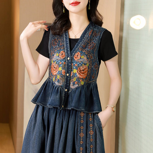 新中式国风牛仔马甲女上衣2025夏新款薄款民族风刺绣无袖开衫外搭