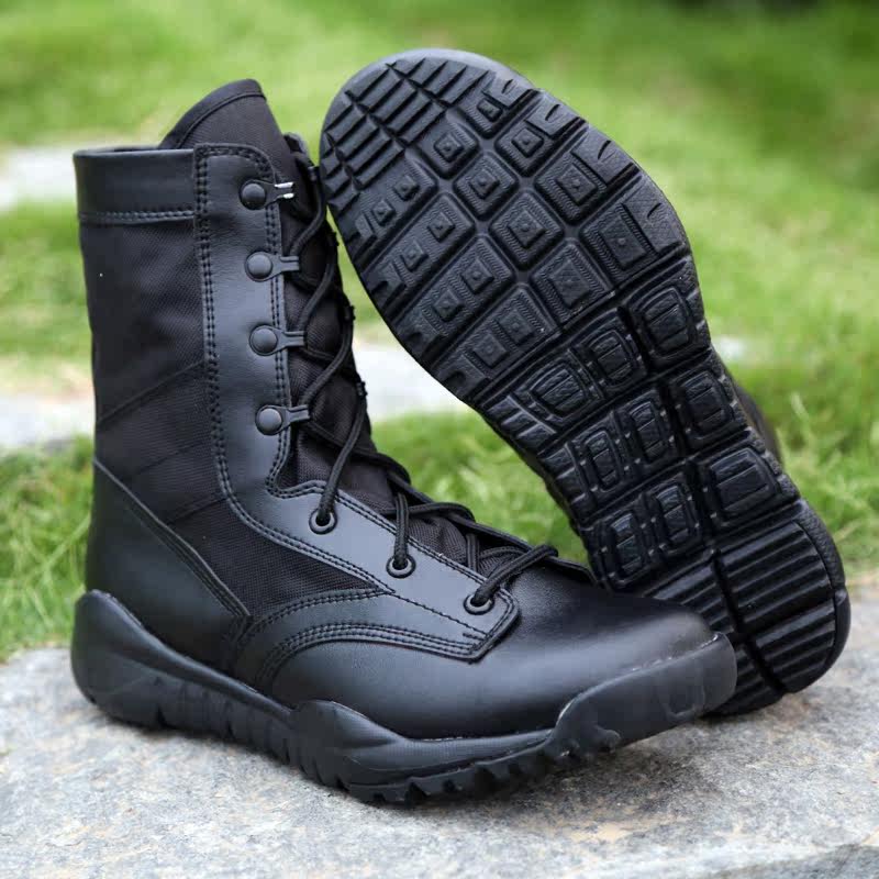 Boots militaires en cuir - Ref 1397129 Image 1