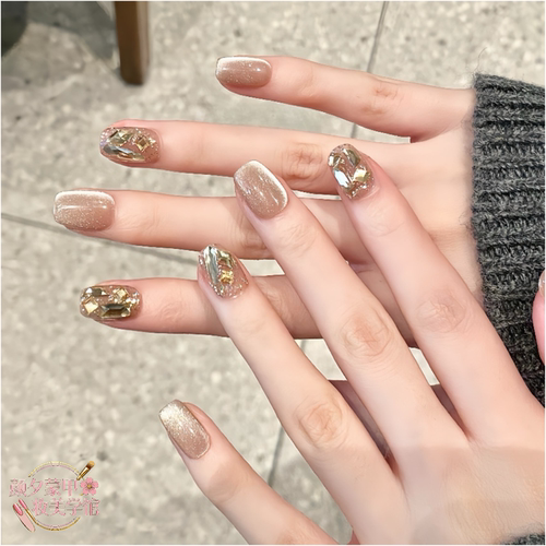 穿戴甲裸色手工猫眼短款美甲指甲