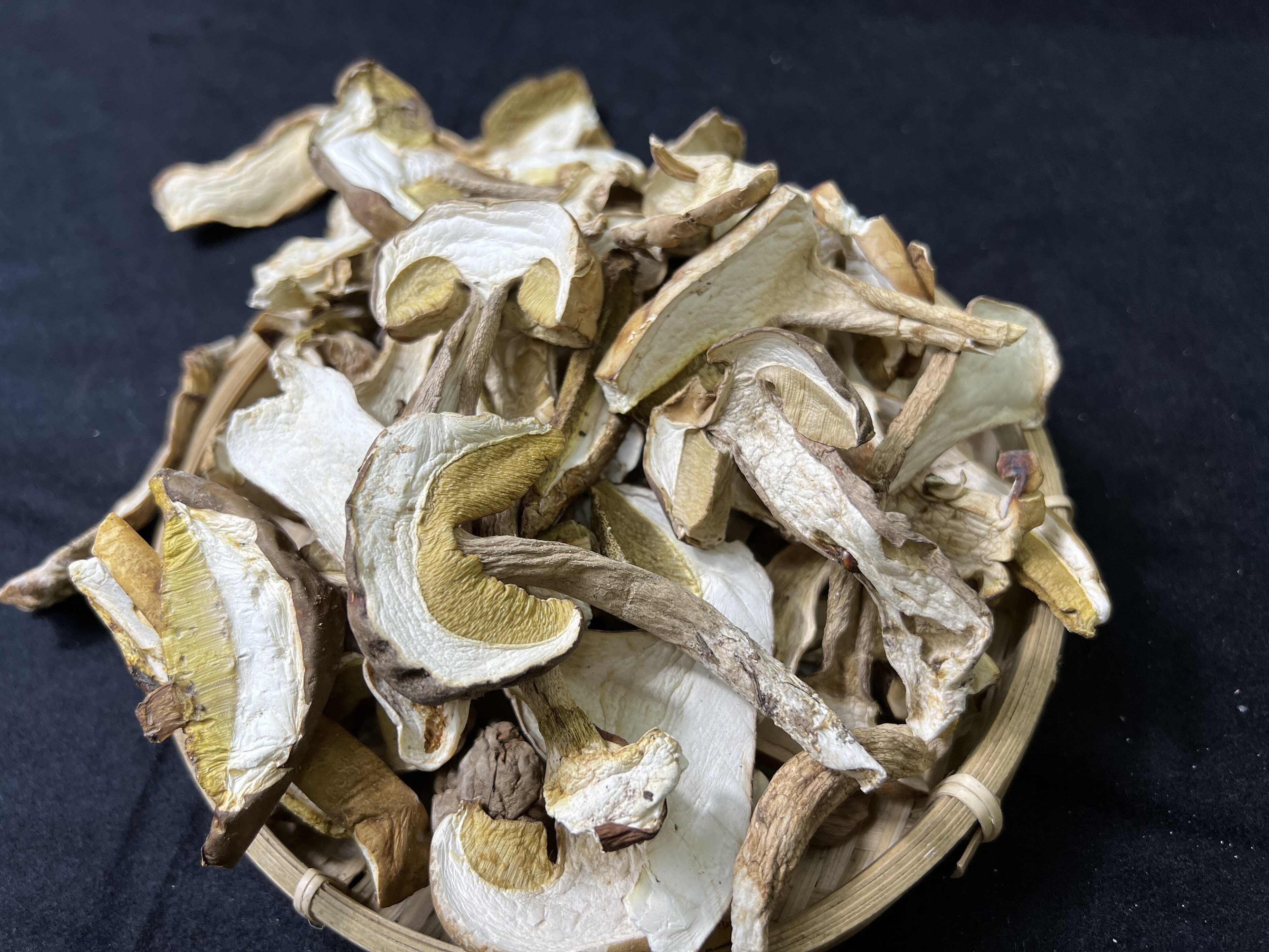 野生白牛肝菌干货250g美味牛肝菌云南野生菌土特产菌菇类煲汤食材