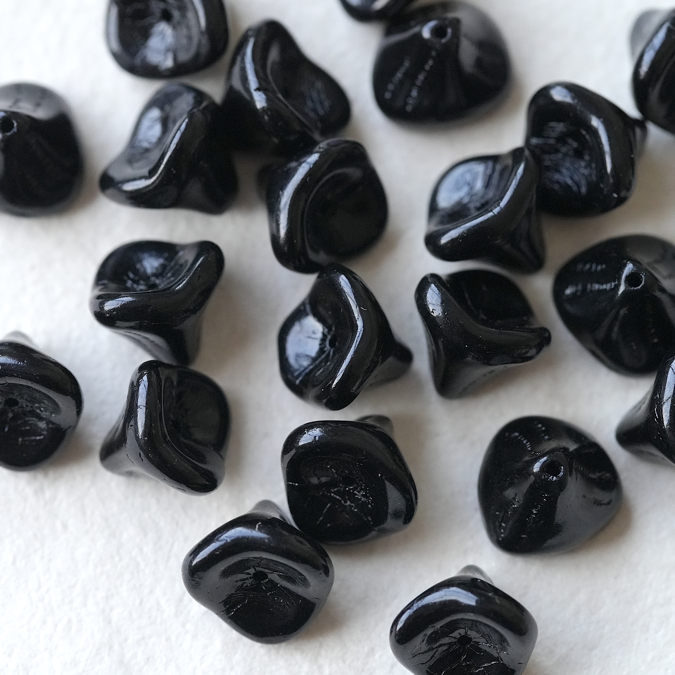 进口捷克珠12*10mm复古黑色喇叭花珠手作diy串珠项链手链材料