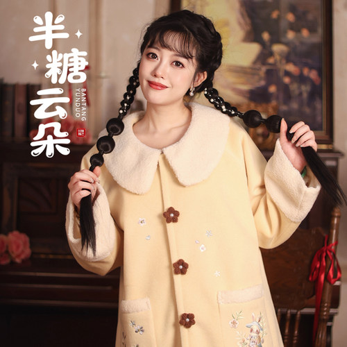 听月小筑【半糖云朵】原创女冬款减龄新年保暖大衣外套国风新中式