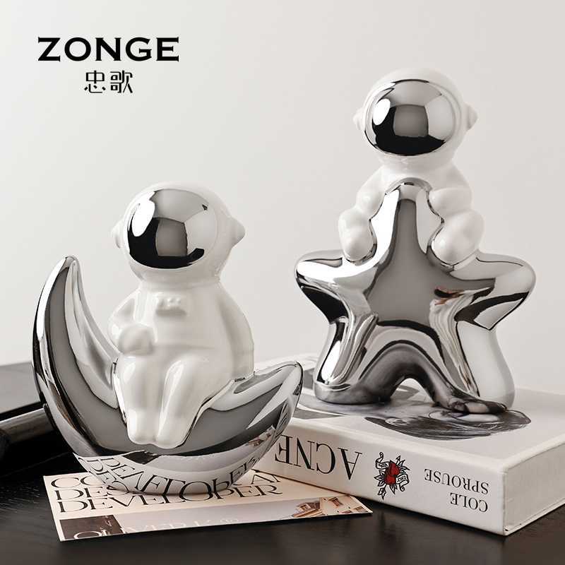 轻奢宇航员摆件现代家居电视柜