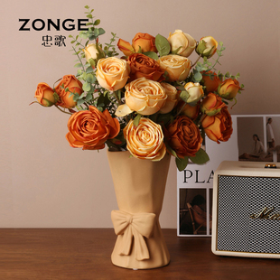 轻奢风玫瑰花彷真花艺摆件绢布干燥花假花现代家居摆设高端手捧花
