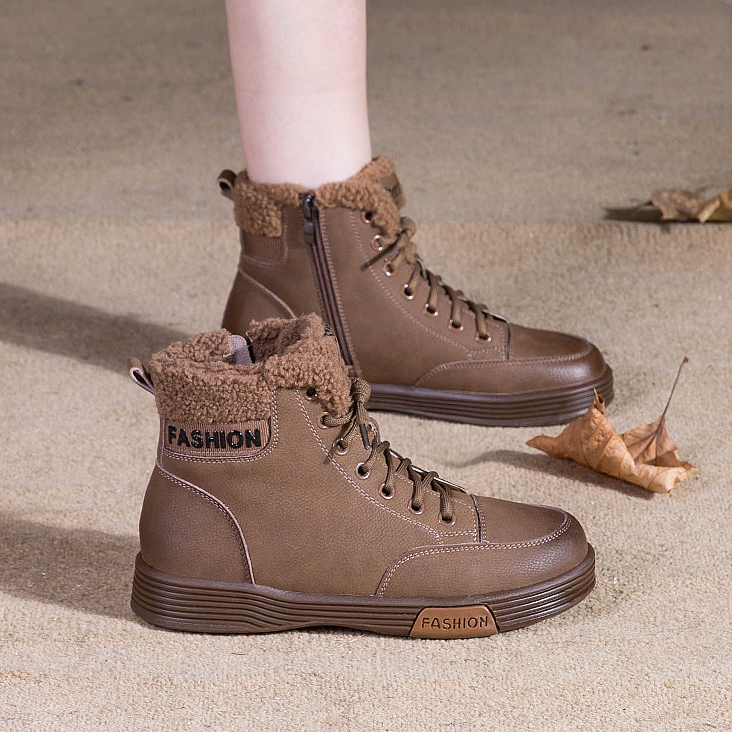 雪地靴女冬季2025年新款真皮短靴马丁靴加绒保暖妈妈女士靴子棉鞋