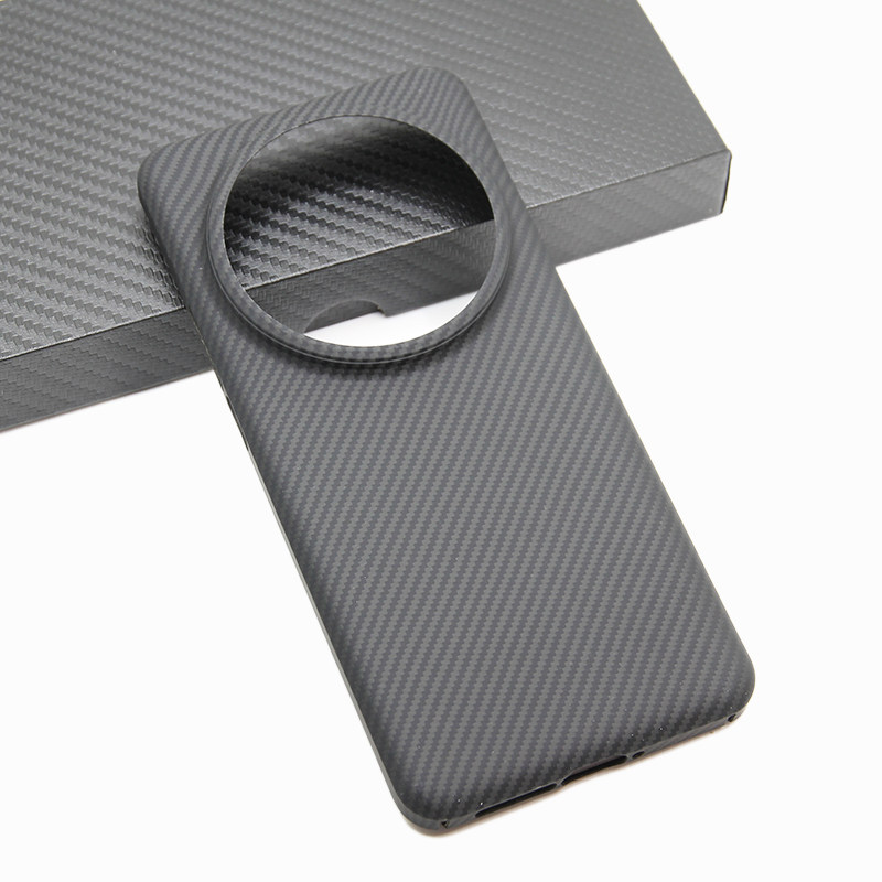 适用小米15Ultra超轻薄600D凯夫拉碳纤维舒适裸感简约商务手机壳