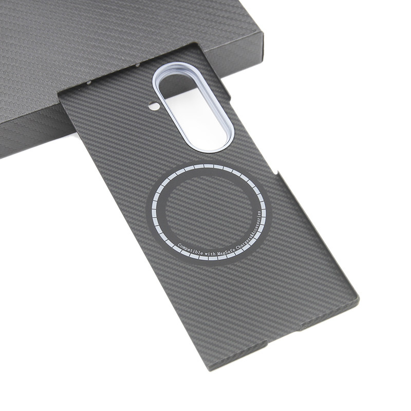 适用三星三折叠Z TriFold超轻薄凯夫拉碳纤维Magsafe磁吸手机壳