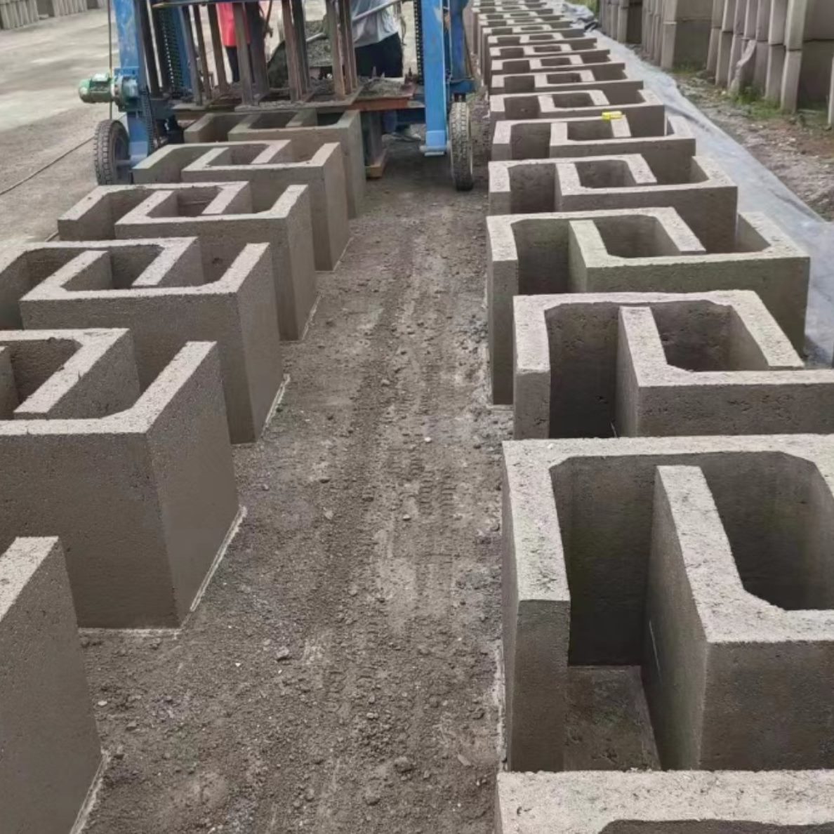 水泥电缆槽水泥排水沟U型排水槽排水渠及盖板厂规格齐全支持定制