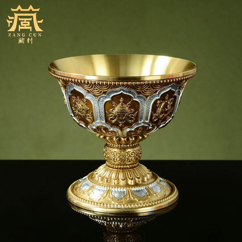 藏村家用铜灯座八吉祥酥油灯座藏式复古雕花鎏金酥油灯烛台摆件