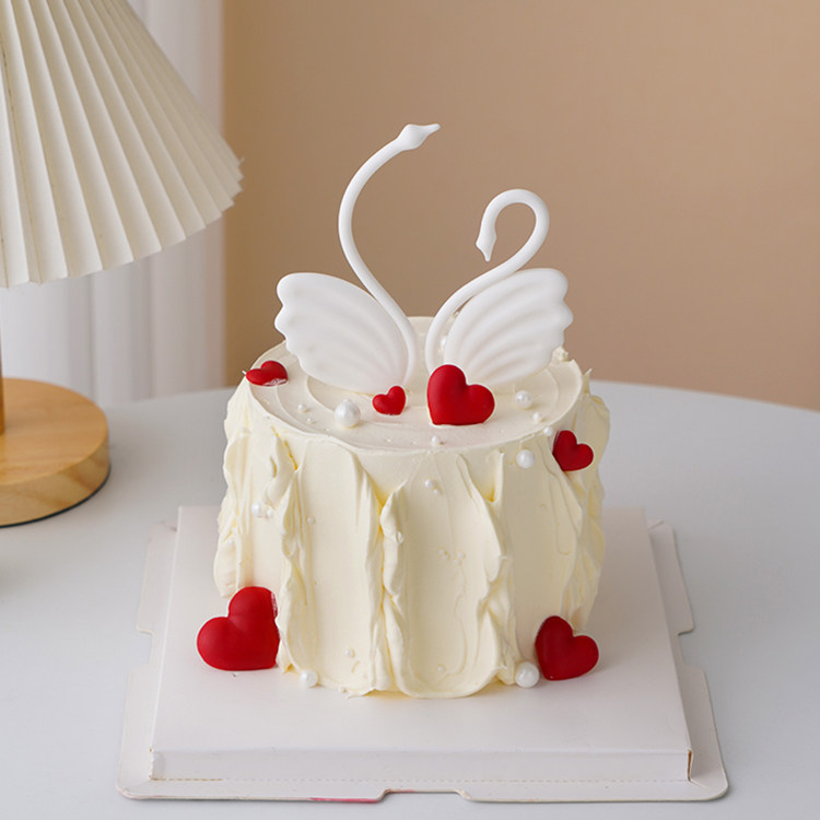 七夕情人节蛋糕装饰软胶白黑天鹅爱心山茶花摆件女神生日情侣告白