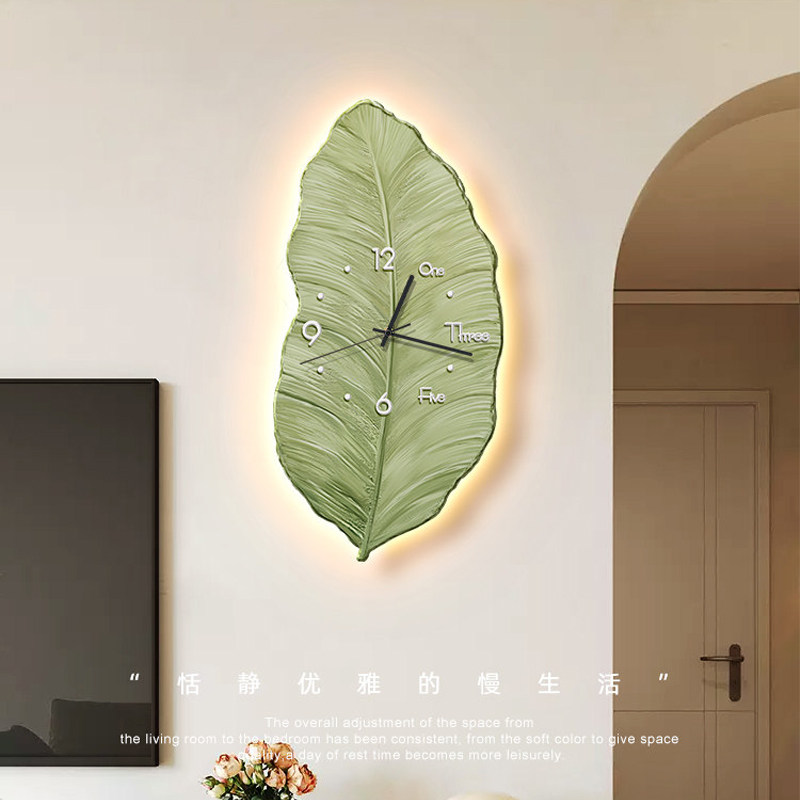 奶油风绿植客厅钟表挂墙高级感电视背景墙挂钟装饰画创意时钟壁灯