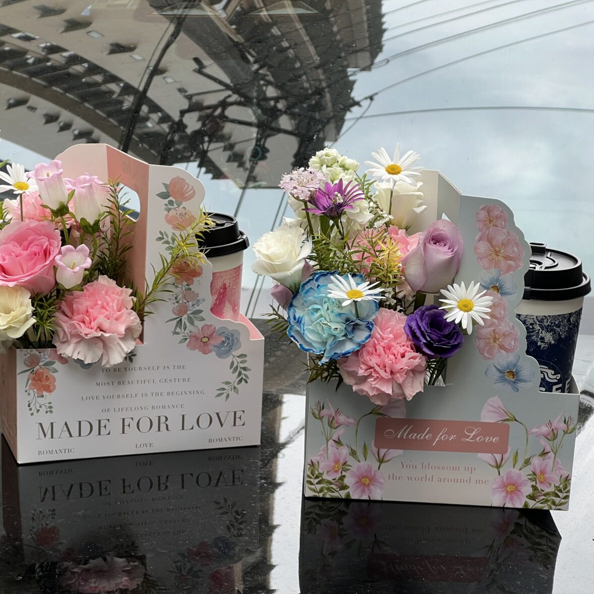 奶茶咖啡手提花盒礼盒批发图片