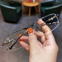 Серебряное плоское зеркало с украшением 0 градусов