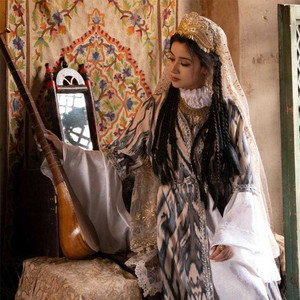新疆喀什维族公主旅拍写真服女