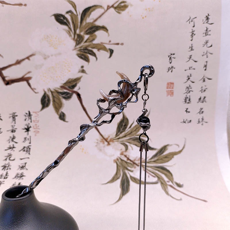 国风暗黑月牙发簪新中式簪子高级感流苏步摇清冷古风盘发发饰发钗