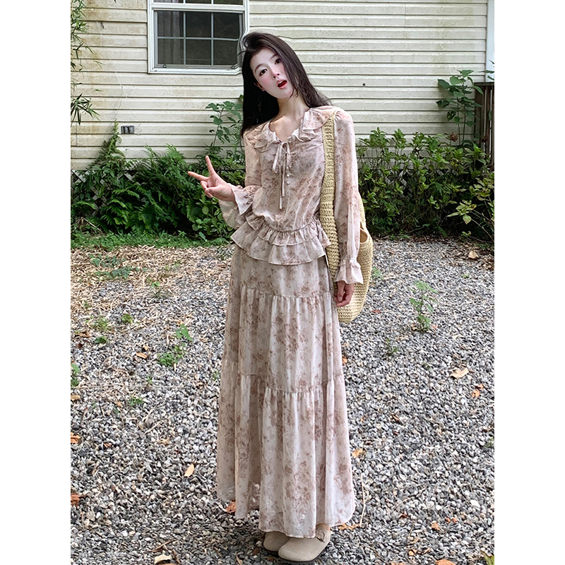 浪漫优雅碎花上衣+半身裙套装