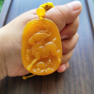 全黄羊牌挂件生肖羊1号天然原矿玉石正品黄龙玉生肖羊牌51*37*7