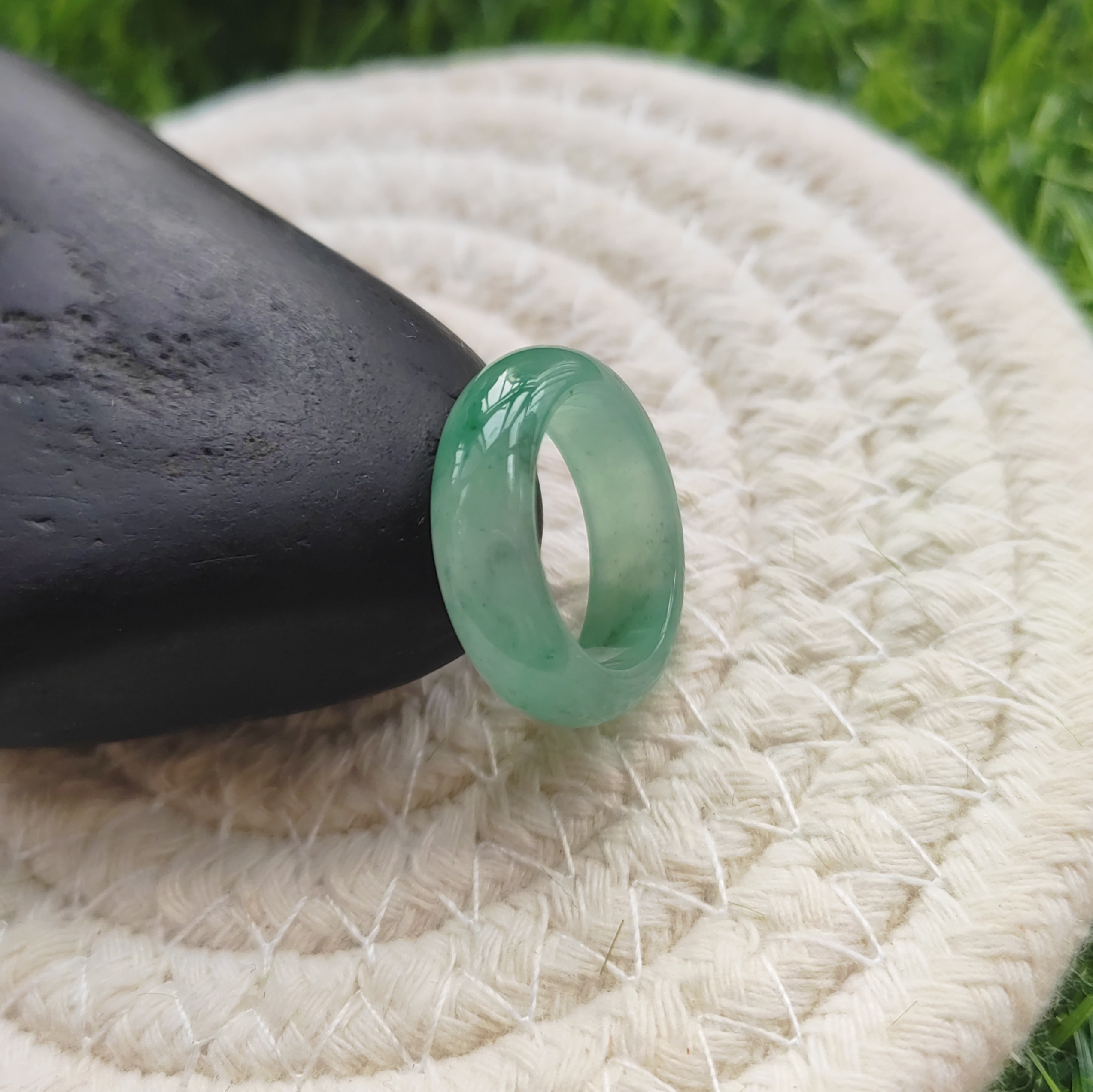 卡16圈住幸福A级纯天然玉石戒圈指环正品非洲翠戒指戒圈6*3