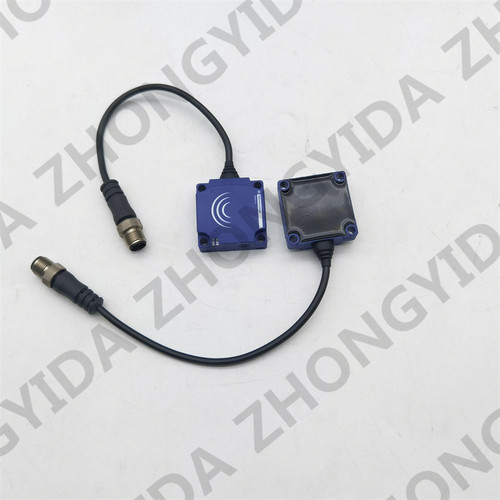 KONE通力扶梯梯级丢失检测开关XS8C1A1PAL01M12 通力梯级接近光电