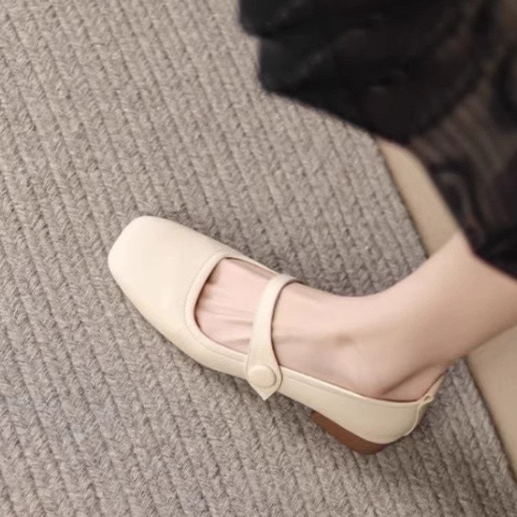 自然卷法式玛丽珍鞋软皮通勤单鞋女粗跟软底舒适温柔晚晚鞋奶奶鞋
