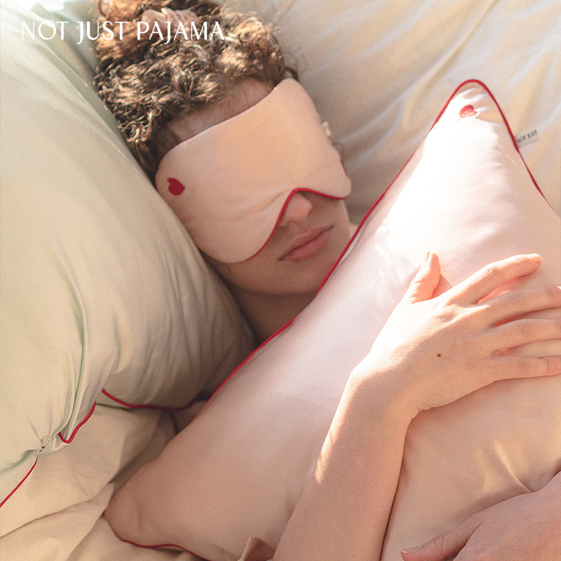 情人节礼物』Not Just Pajama 爱心刺绣22姆米真丝睡衣枕套眼罩