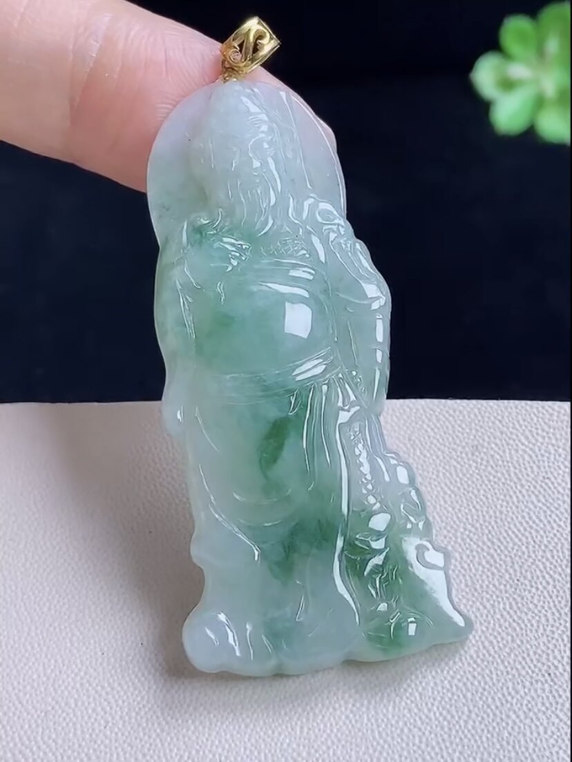 天然A货翡翠 缅甸正品 18k金镶玉坠飘花关公吊坠