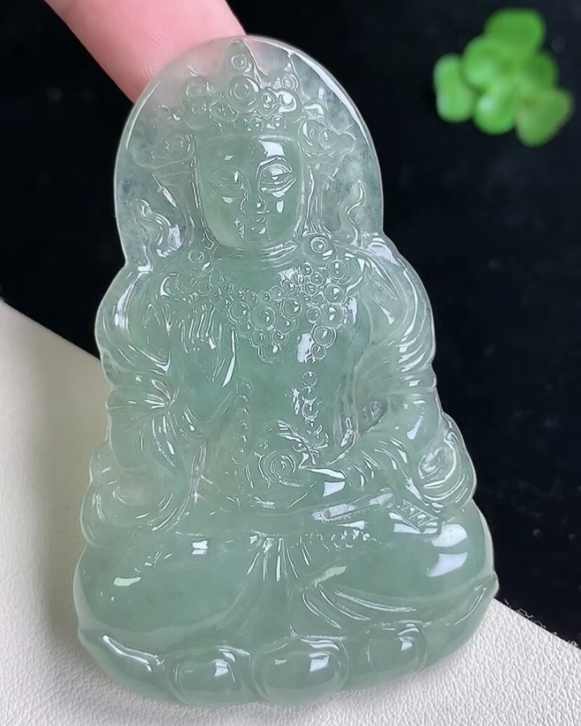 天然A货翡翠 缅甸正品玉坠 冰润油青渡母观音菩萨吊坠度母