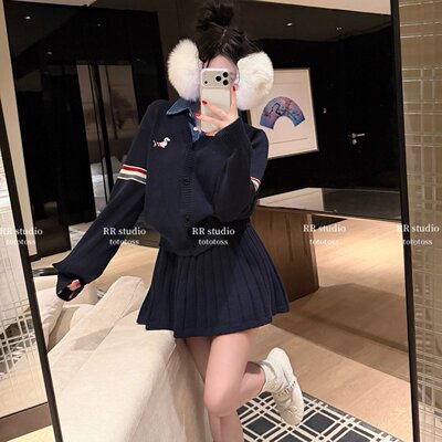 韩系千金套装~刺绣狗狗拼