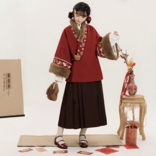 原创汉服女【小熊】明制加绒加厚对交穿直领短袄马面裙套装冬季款