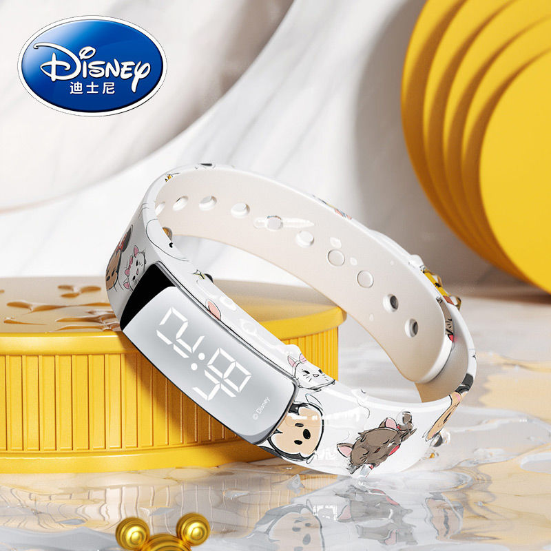 迪士尼手表女涂鸦手环智能运动简约气质学生松松可爱卡通电子表男