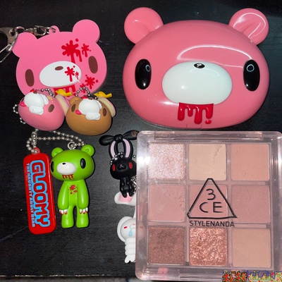 【现货掉落】gloomybear暴力熊可爱镜子钥匙扣稀有孤品原宿配饰