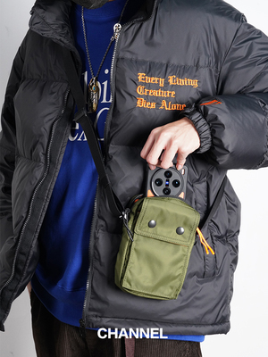 超轻便百搭手机包防泼水潮流通勤