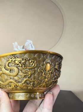 仿古双龙戏珠古金碗古玩收藏大清乾隆年制家居摆件双龙碗摆件