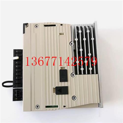 议价安川伺服驱动器SGD7S-330A30B202现货库存质保一年顺丰包邮