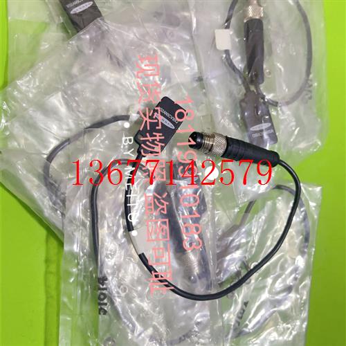 议价VS2AN5CV30QBANNER光电开关传感器 正品实物拍摄  配件齐全