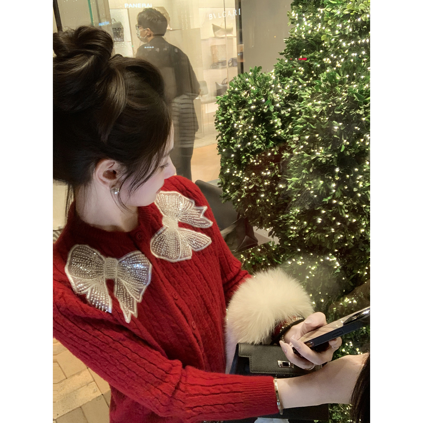 红色蝴蝶结针织开衫女冬季毛衣