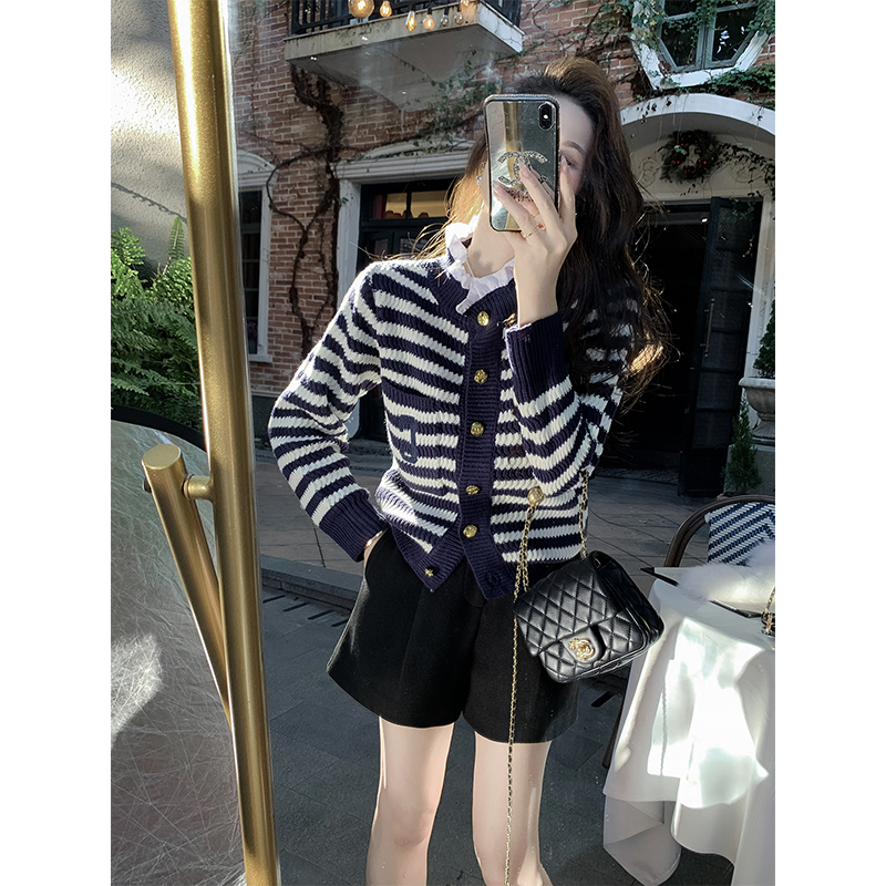 经典撞色条纹木耳边拼接针织开衫