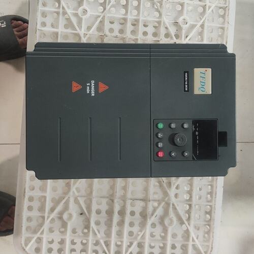 （议价）腾飞诺TFN8000F-15G/18R5P变频器，15KW/