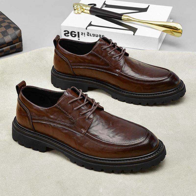 潮牌2025春秋季新款时尚商务正装英伦风高级感皮鞋男士百搭西装鞋,流行男鞋,休闲皮鞋,淘宝优惠券,粉丝福利购,淘宝优惠卷