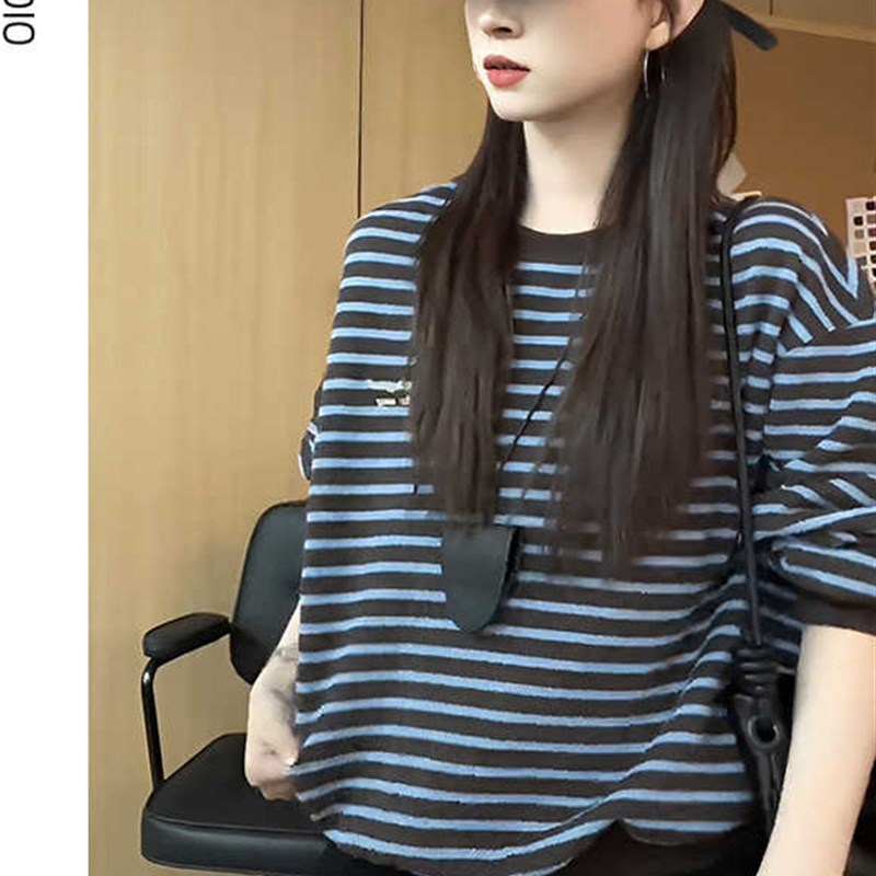 时尚条纹套头卫衣外套女士2025秋季港味宽松休闲黑白百搭上衣