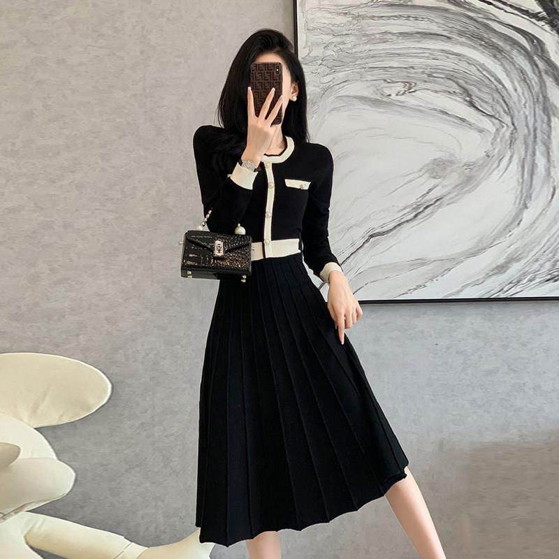 欧洲站2024秋冬女装新款配大衣长版毛衣裙过膝黑色打底针织洋装,女装/女士精品,连衣裙,淘宝优惠券,粉丝福利购,淘宝优惠卷