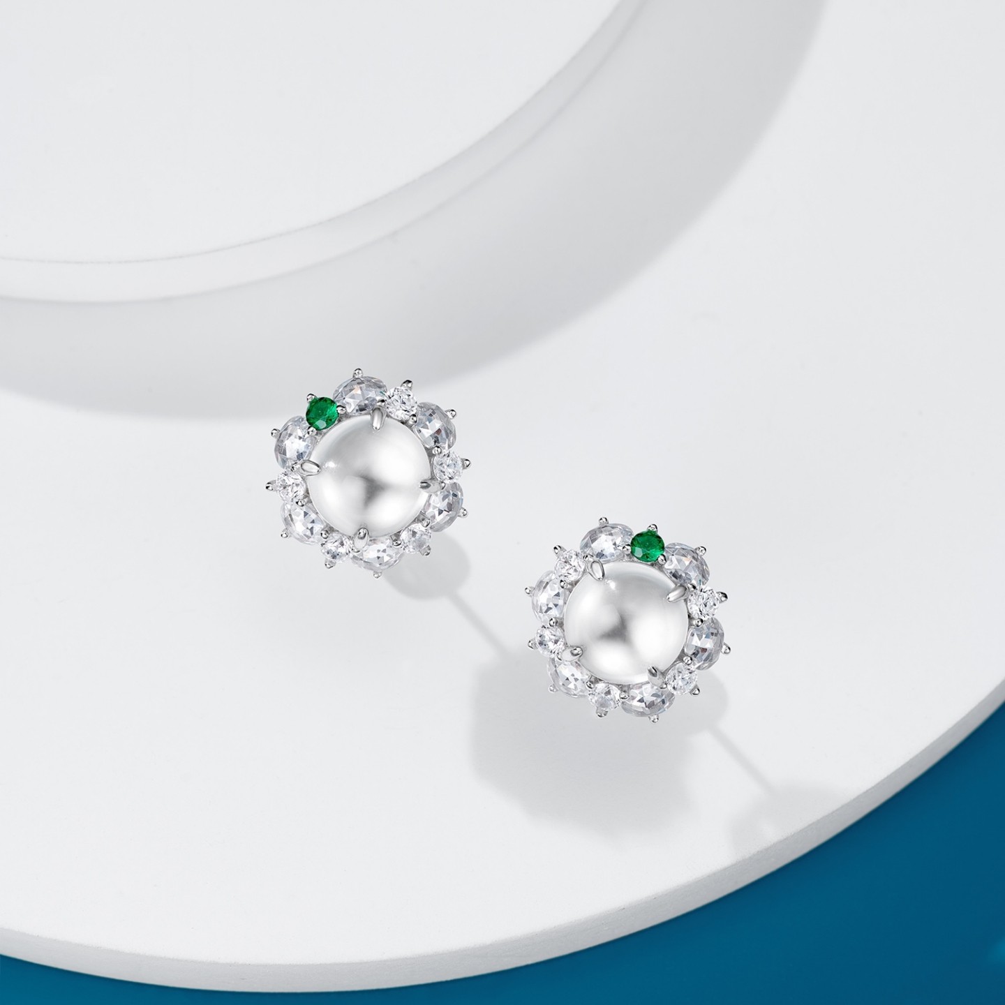 新中式国风干净微棉荧光9*9水沫玉围镶蛋面钻石耳钉耳环女925纯银