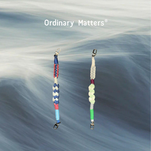 ummroom·OrdinaryMatters惬意假期彩色时髦撞色编织手机挂绳