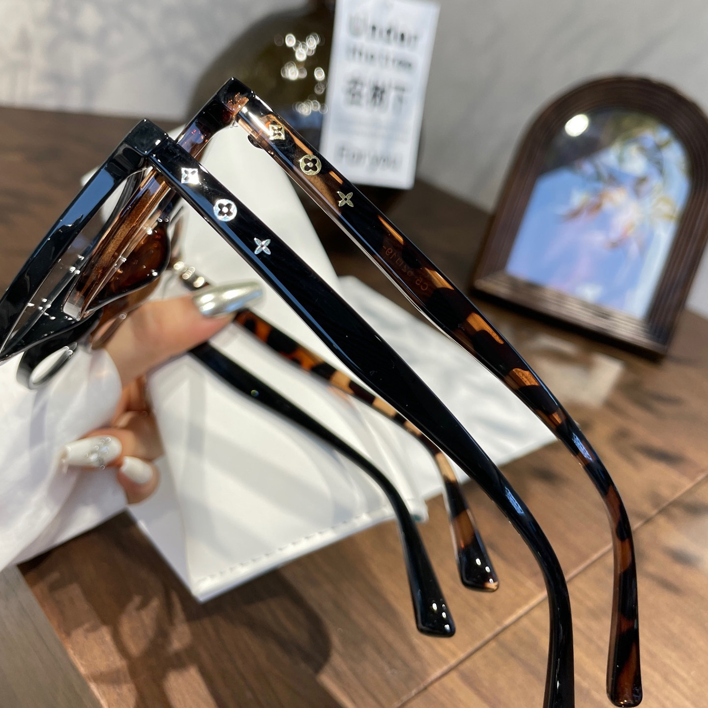 超轻复古TR90圆形眼镜框花纹镜腿女款网红素颜可配度数防蓝光眼镜