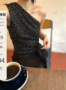 Mas Mash 复古黑色波点斜肩无袖背心女夏季修身绑带设计感上衣